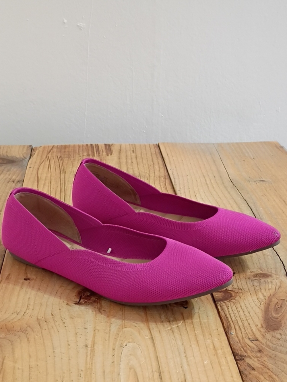 Cynthia Rowley Pink Pointed Toe Chelsea Flat Shoes Size 9M
